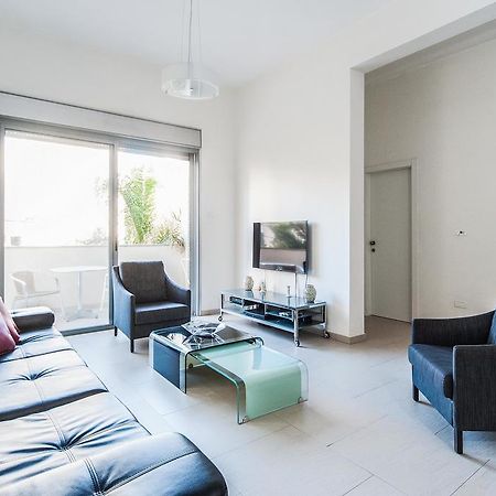 Lovely 1Bd W/ Private Balcony By Sea N' Rent Tel Aviv Eksteriør billede
