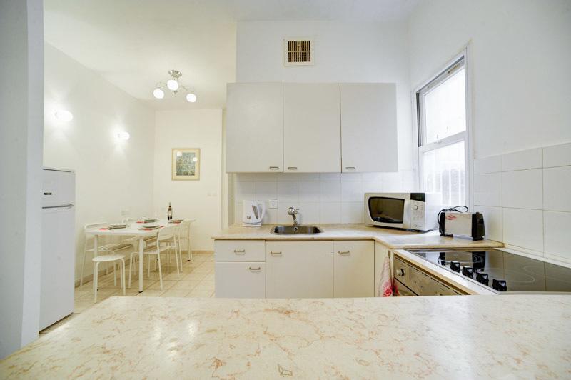 Lovely 1Bd W/ Private Balcony By Sea N' Rent Tel Aviv Værelse billede